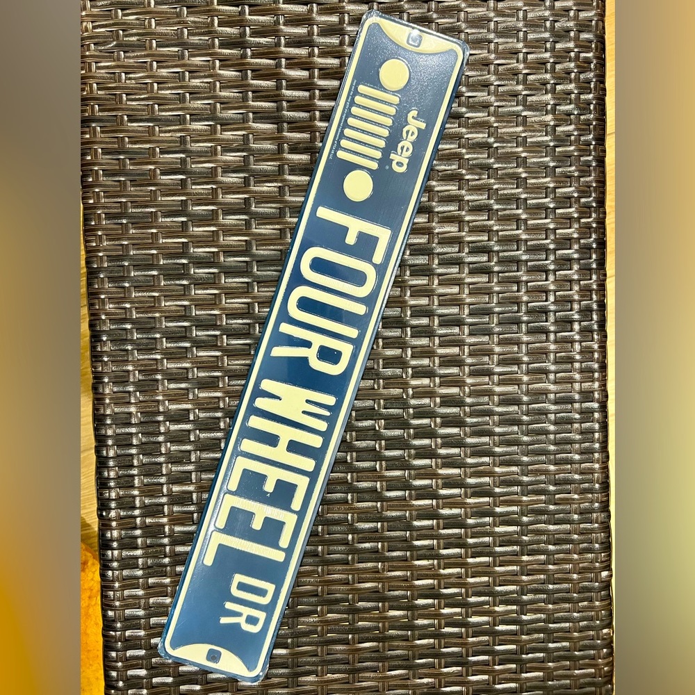 2 Jeep Signs